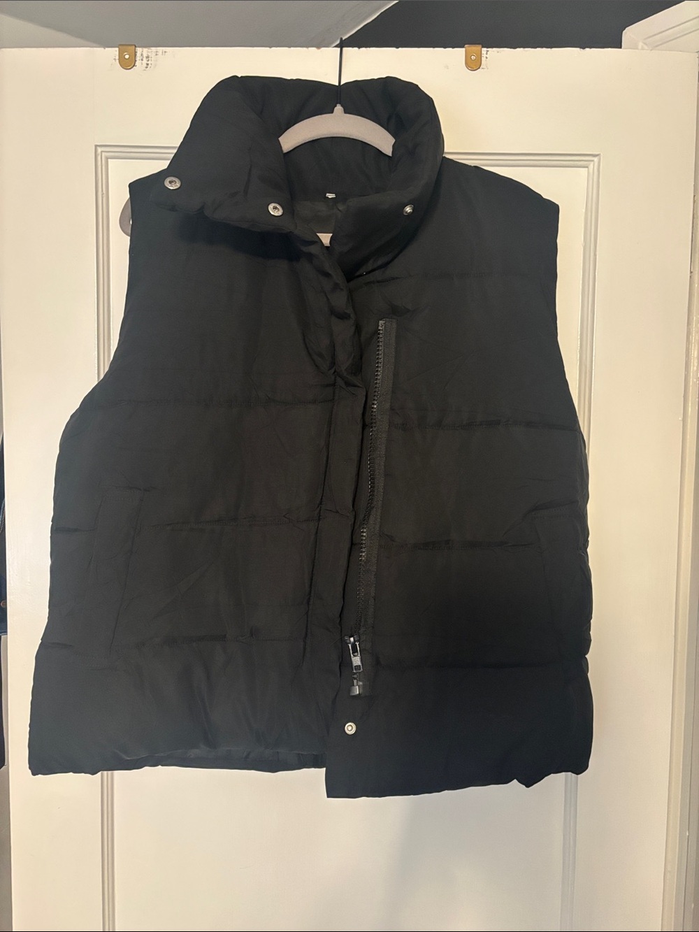 Womens Black Puffer Vest - Sleeveless Quilted Jacket